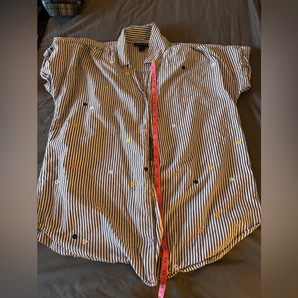 A Pea in the Pod | Adorable Striped Maternity Blouse with Embroidery | Size M